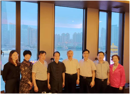 協(xié)會與上海法學(xué)家企業(yè)家聯(lián)誼會建立友好合作關(guān)系